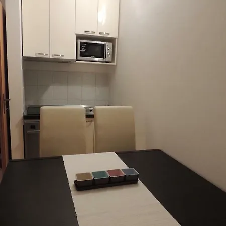 Aurora Apartment